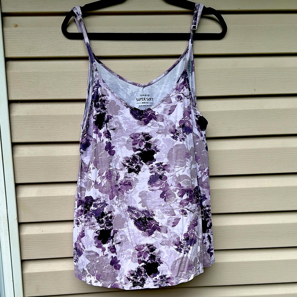 Torrid tank top, worn once - still like new shades of purple, gray & black